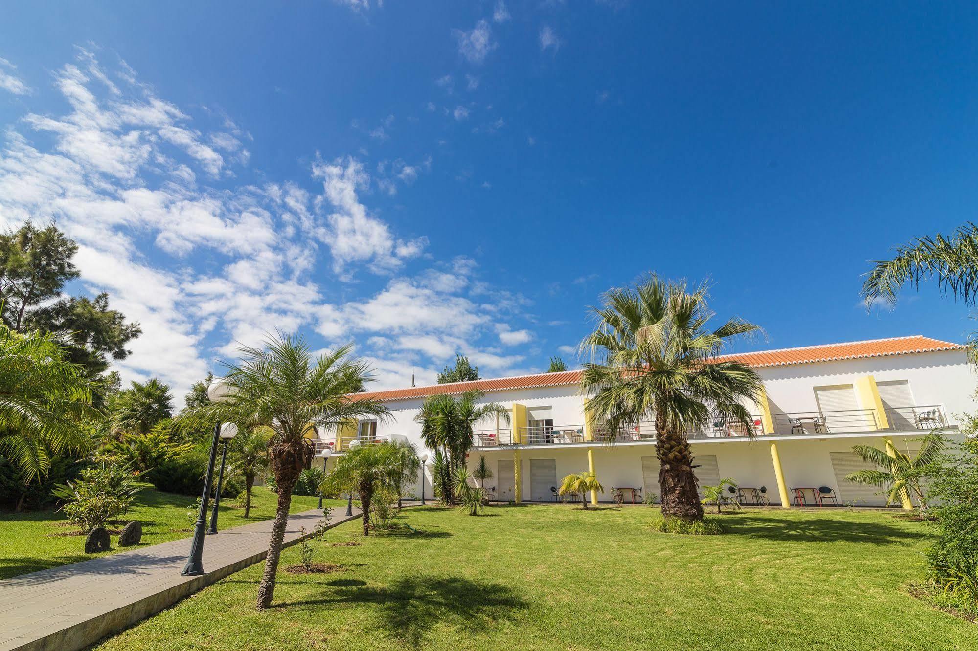 Hotel Teresinha Praia da Vitória Dış mekan fotoğraf